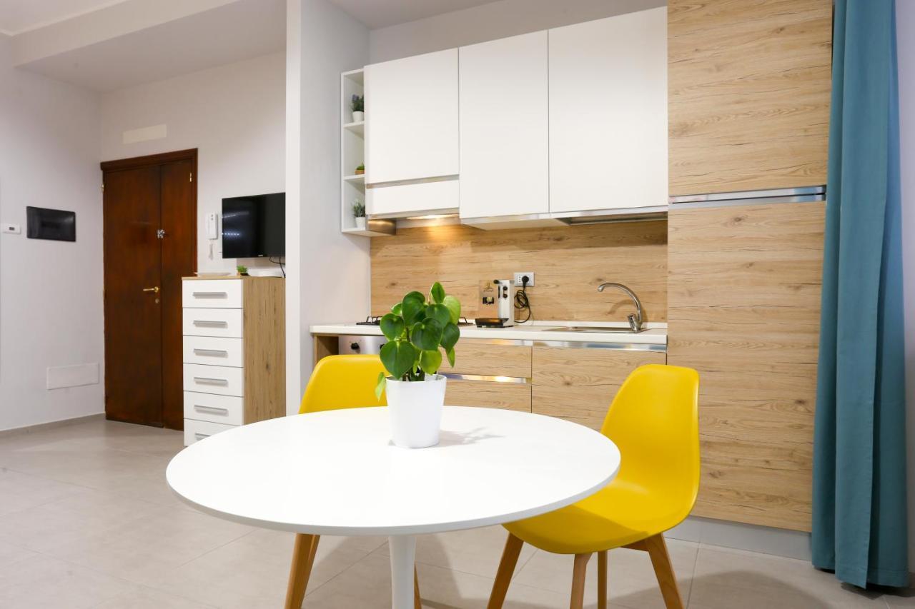 Apartament Le Stanze Di Mami Salerno Zewnętrze zdjęcie