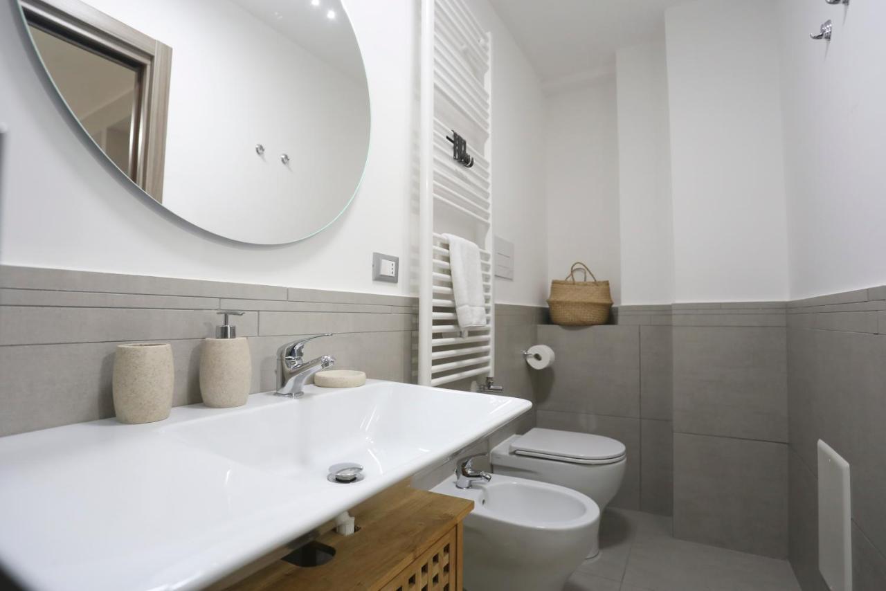 Apartament Le Stanze Di Mami Salerno Zewnętrze zdjęcie