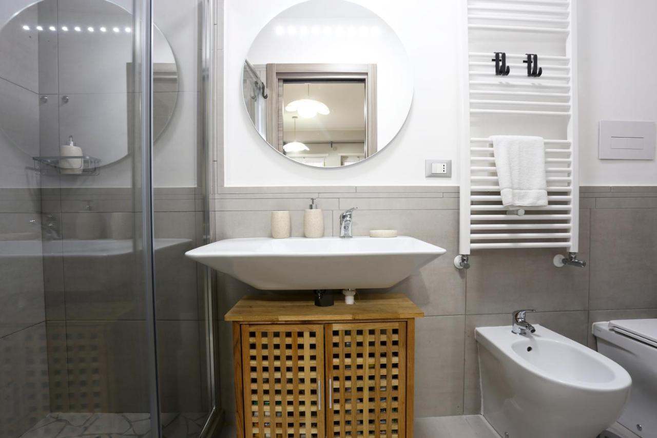 Apartament Le Stanze Di Mami Salerno Zewnętrze zdjęcie