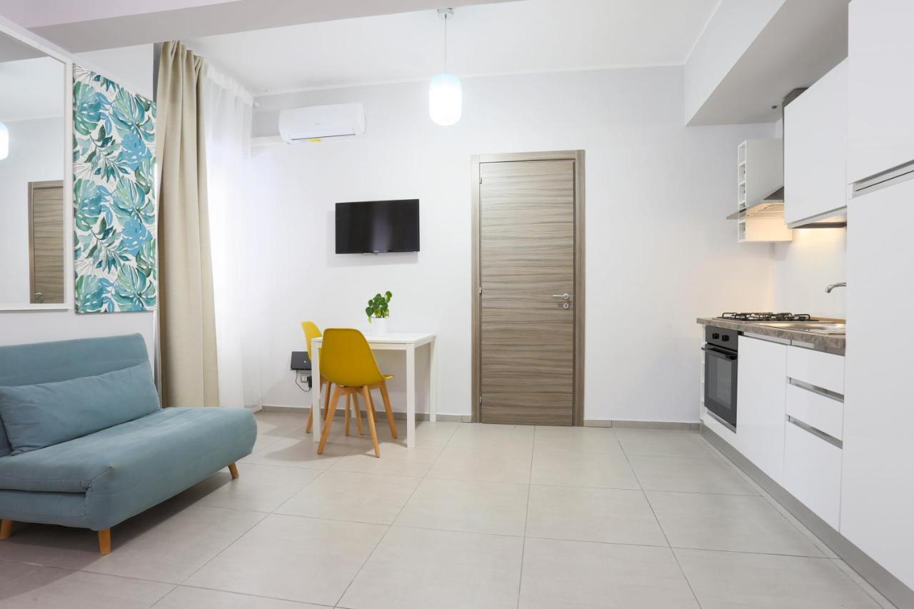 Apartament Le Stanze Di Mami Salerno Zewnętrze zdjęcie